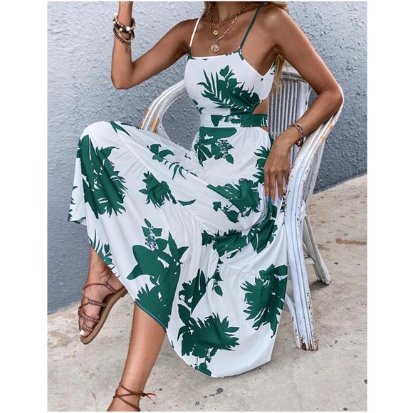 Boho Floral Tropical Print Cut out Maxi Dress - Picture 5 of 9